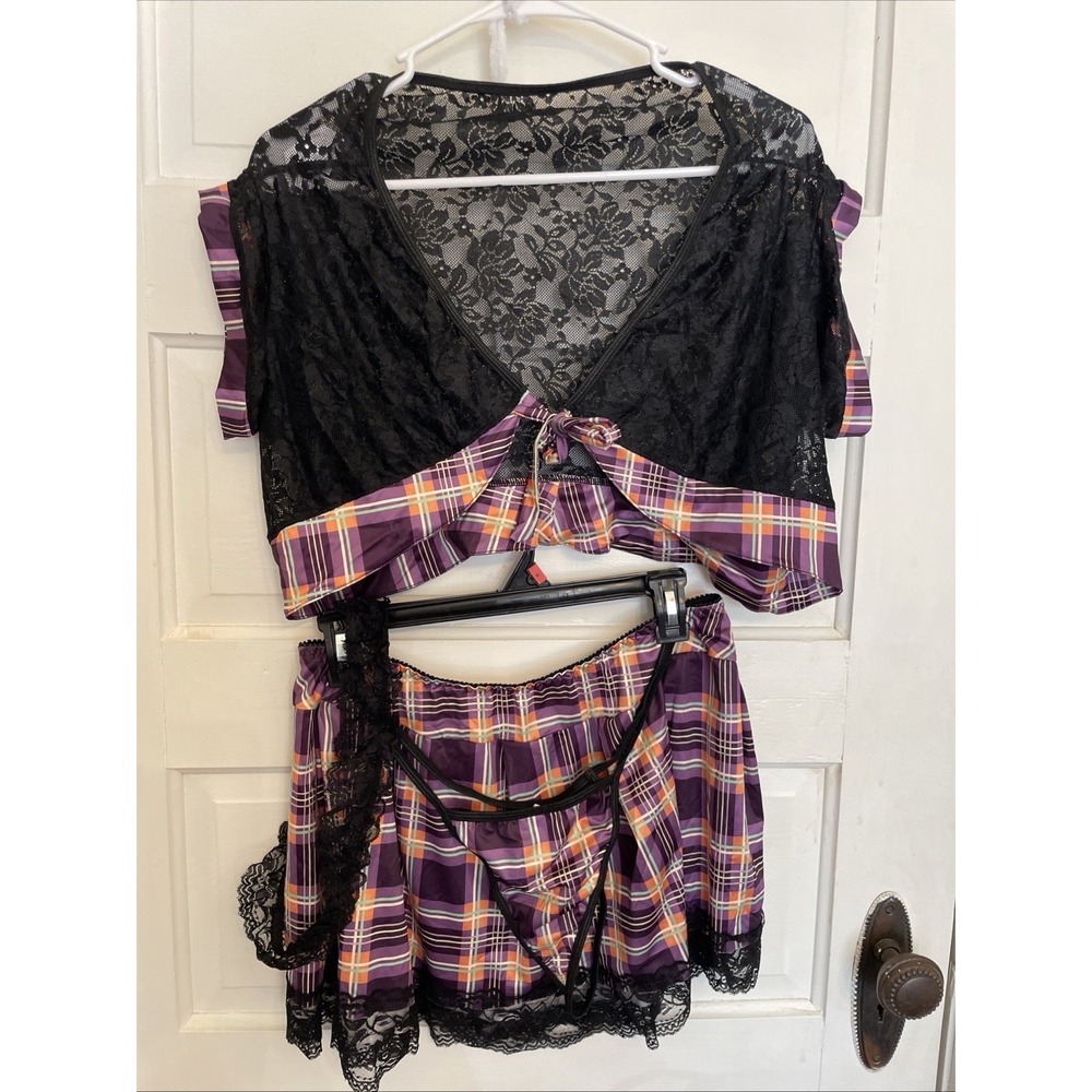 Four Piece Women's Bedroom Outfit Shorts, Low Top - Purple Plaid Black Lace NWOT